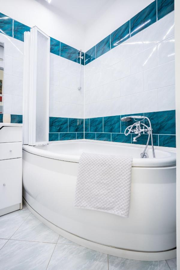 Sloneczny I Cichy Apartament Przy Starym Miescie Warsaw Exterior photo